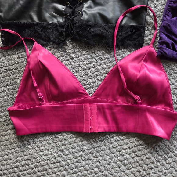 Stylish Women's Intimates Set - Black, Purple, and Pink - Picture 2 of 7